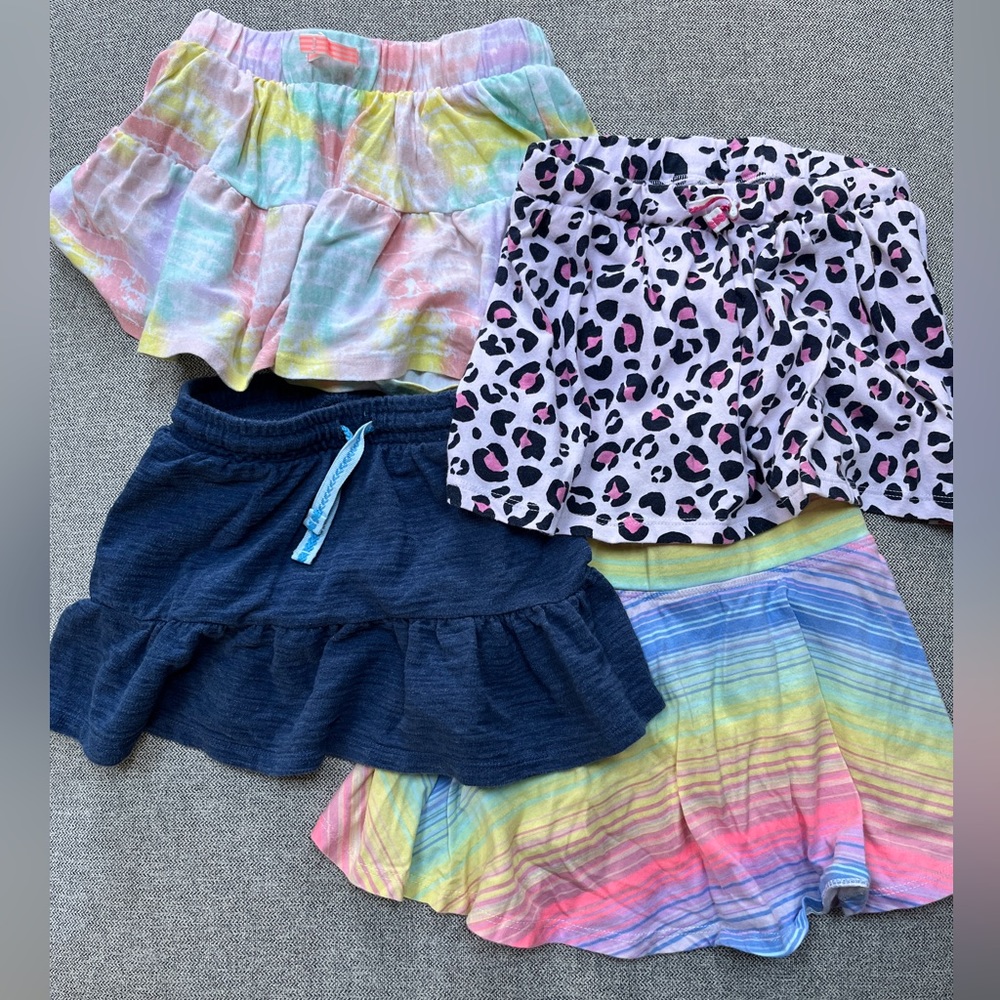 Girls Cat & Jack skirt bundle skirts with shorts Size 4-5z